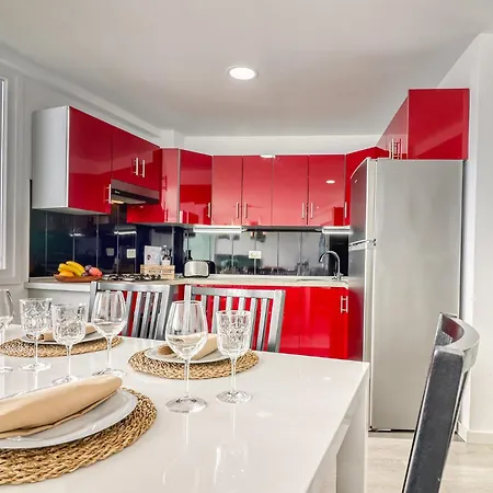 Modern With Private Parking & Ocean View & Coffee Corner Apartamento *